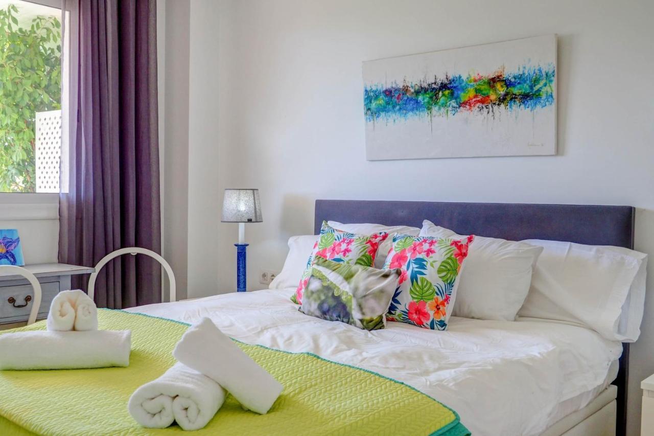 Mediterraneo Seaview Apartment By Hello Homes Sitges Luaran gambar
