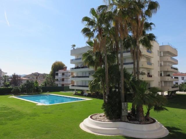 Mediterraneo Seaview Apartment By Hello Homes Sitges Luaran gambar