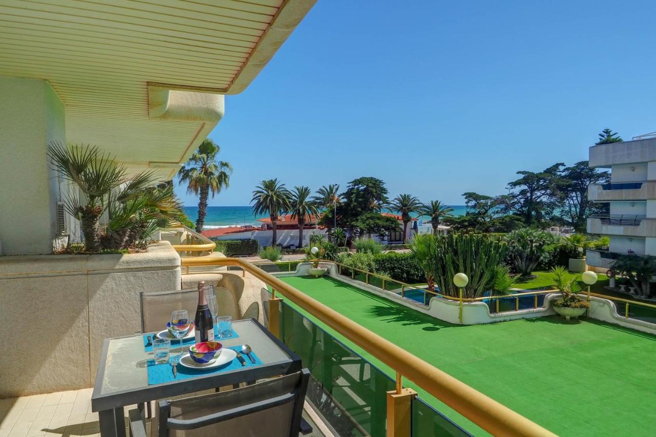 Mediterraneo Seaview Apartment By Hello Homes Sitges Luaran gambar