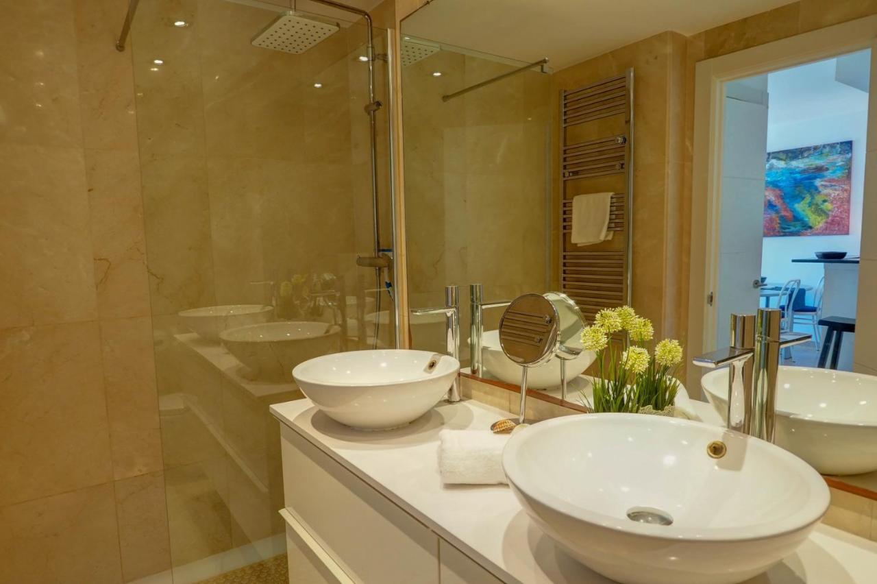 Mediterraneo Seaview Apartment By Hello Homes Sitges Luaran gambar